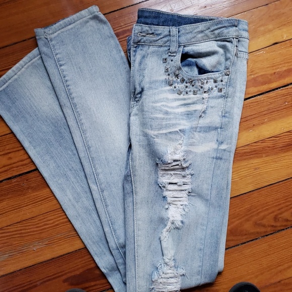 Jean's - Picture 2 of 3